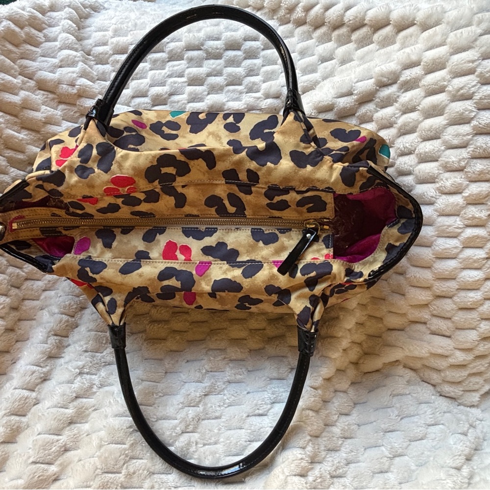 Kate Spade NY Stevie Pop Art Leopard Nylon Tote Black Patent Gold Hardware - Picture 8 of 11